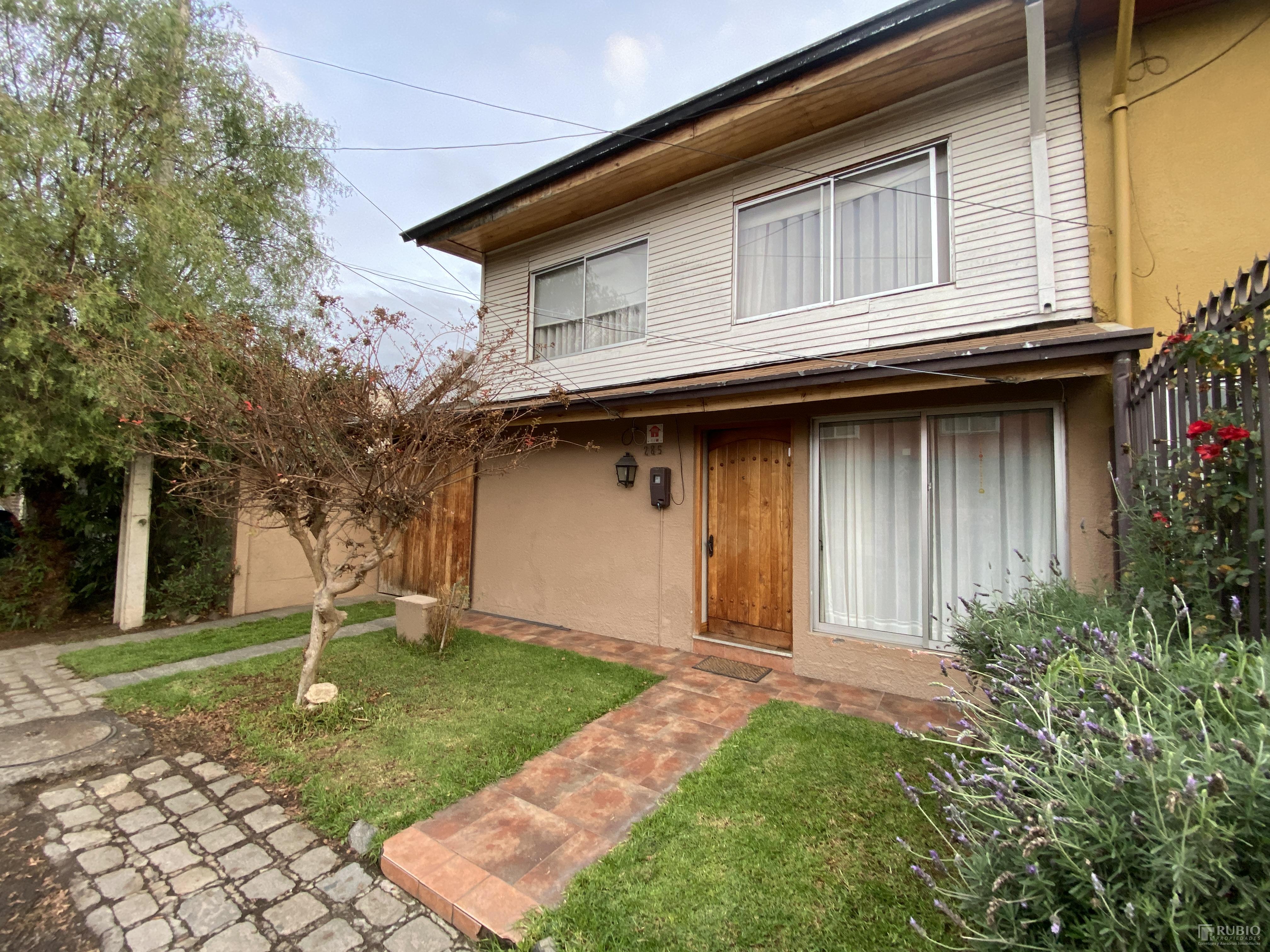 SE VENDE CASA 3D 1B 2E EN VILLA LOS NOGALES, TALCA