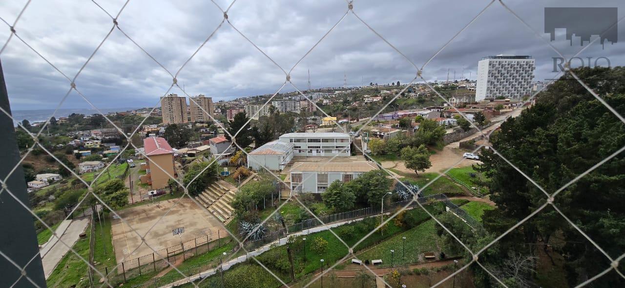 Valparaí­so, Cerro Placeres, 60 M2, 2 dormitorios, 2 bañoS, estacionamiento