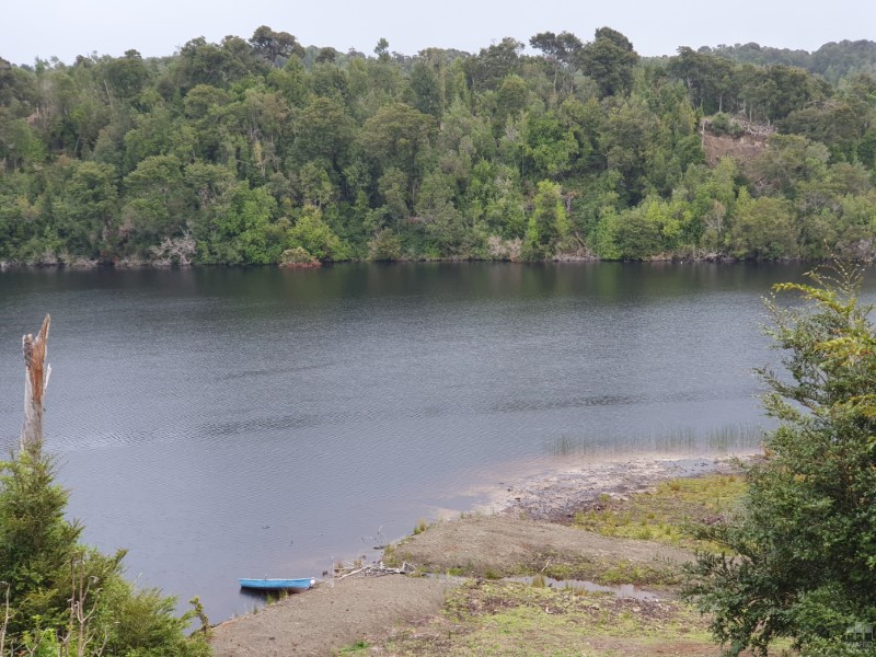 Parcelas con hermosa vista al Lago Cucao, en Chiloé